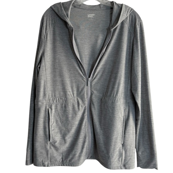 Lands' End Jackets & Blazers - LANDS’ END Soft Performance Full Zip Hoodie in Light Gray Size M (10-12)